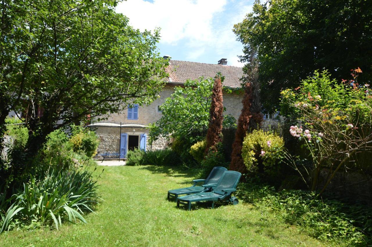 Maison Maliga J&G House Saint-Pierre-de-Curtille 外观 照片